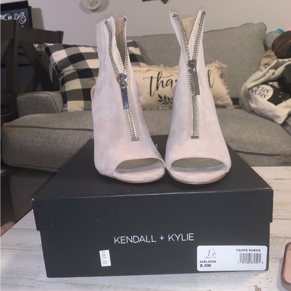 Kendall + Kylie open toe open heel front zip suede bootie. Light taupe color